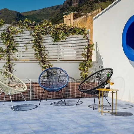 Terrazza Bluoltremare, * Castellammare del Golfo
