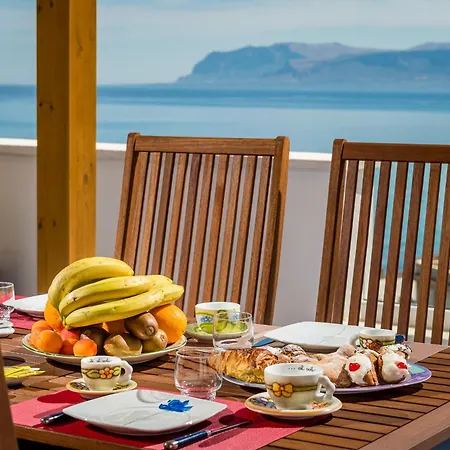 Terrazza Bluoltremare, * Castellammare del Golfo